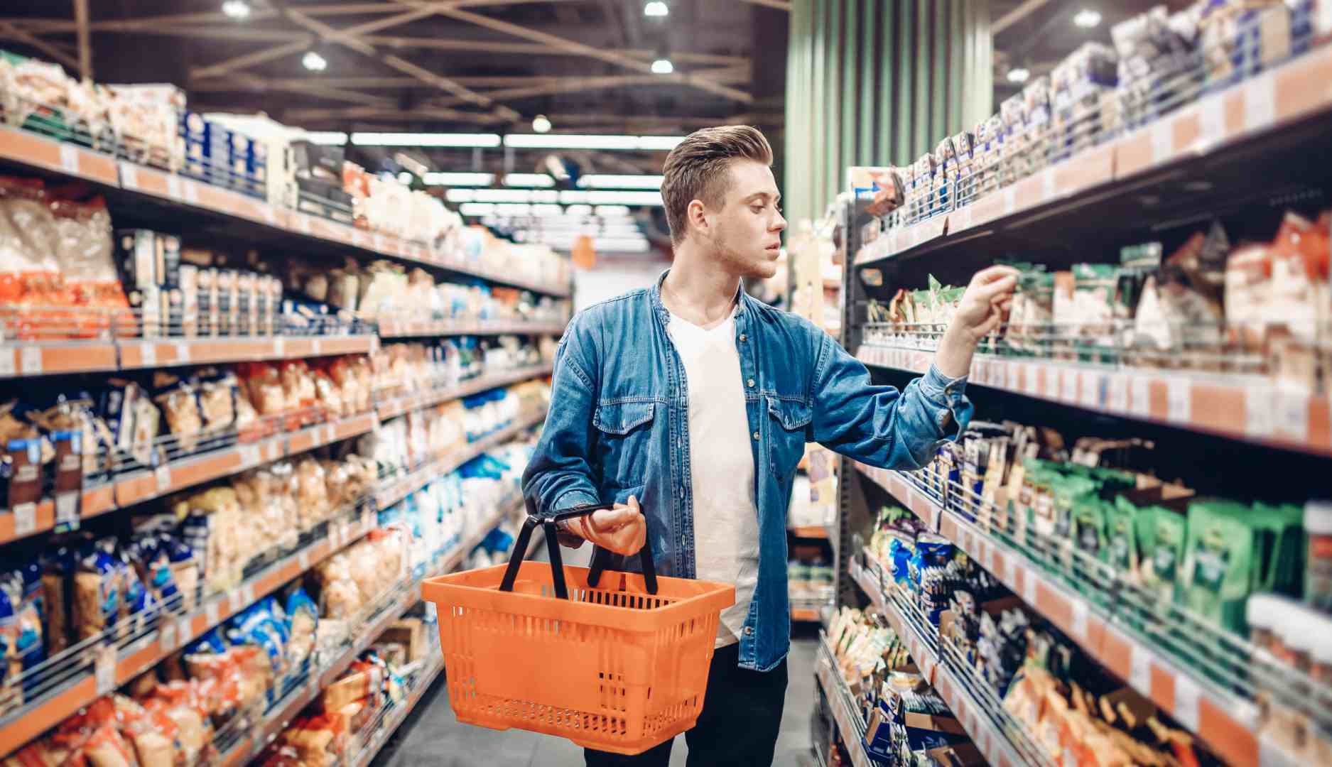 Selon Kantar, la prudence concernant la consommation qui a marqué 2023 se poursuivra cette année