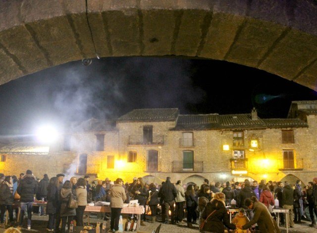 La ville d'Aínsa célèbre les Punchacubas