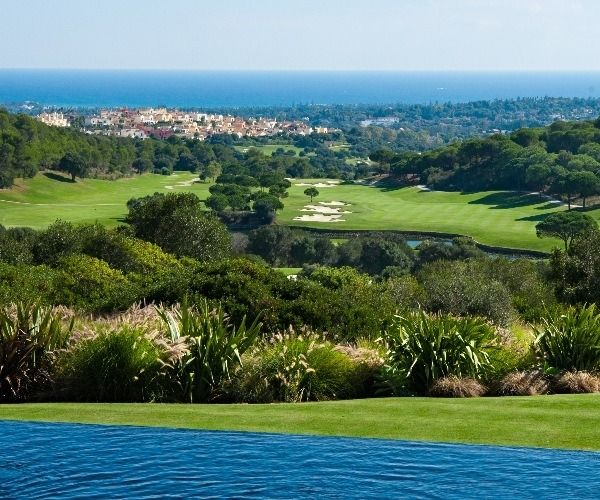 Golf inoubliable à Sotogrande avec un séjour cinq étoiles luxueux