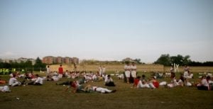 Relever le défi en tant que blonde solo à Pampelune