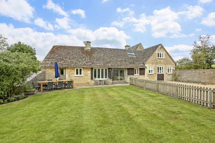Ballerines-Cottage-Cotswolds-Olivers-Voyages