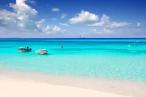 Visiter Formentera – comment s’y rendre et se déplacer