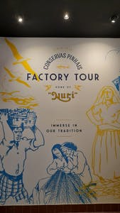 fábrica de conservas de sardinas portuguesas