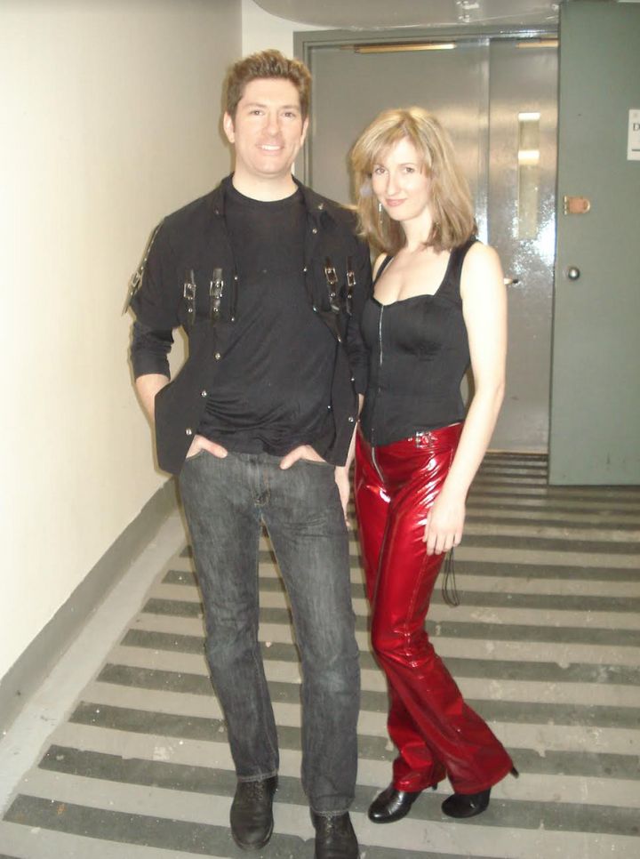 L'auteur et Brian dans les coulisses d'un concert avec le Fireworks Ensemble au Miller Theatre de New York en 2010.