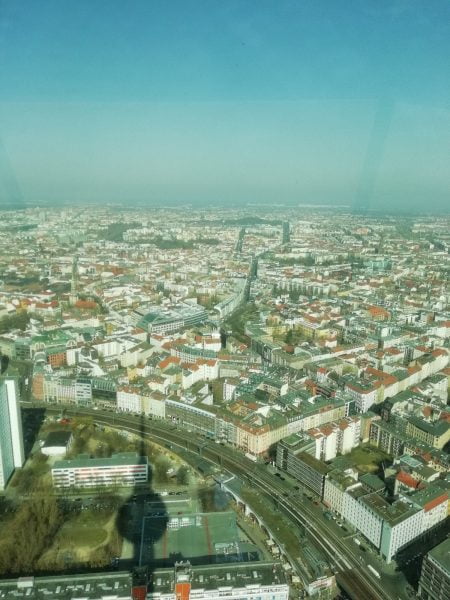 Restaurant tournant de la tour de télévision de Berlin : est-ce que ça vaut le coup ? & Voir 23 Restaurant tournant de la tour de télévision de Berlin : est-ce que ça vaut le coup ? & Voir 23