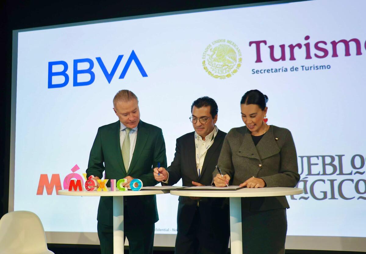 Josefina Rodríguez présente la politique touristique aux dirigeants de BBVA à Madrid
