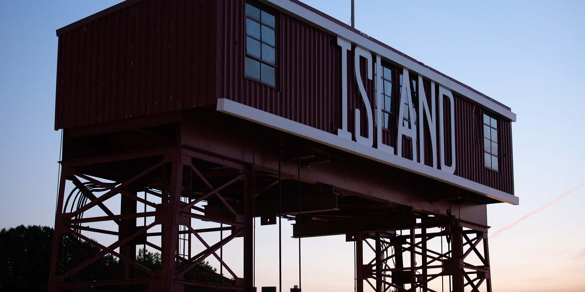 ▷ Governors Island Winter Village en 2022 : Le guide COMPLET