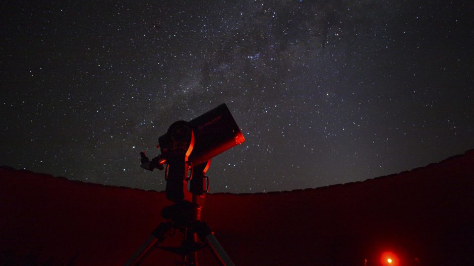 Télescope - Observation d'étoile - et au-delà - Sossusvlei - _2_ Observez les étoiles avec un télescope Sossusli