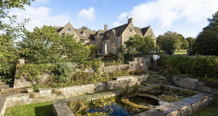 La maison et les écuries de Rissington Hill