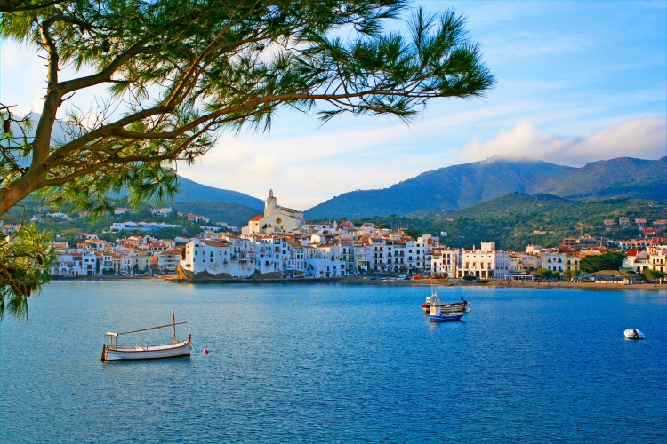 Cadaqués, une petite ville de la Costa Brava, en Espagne