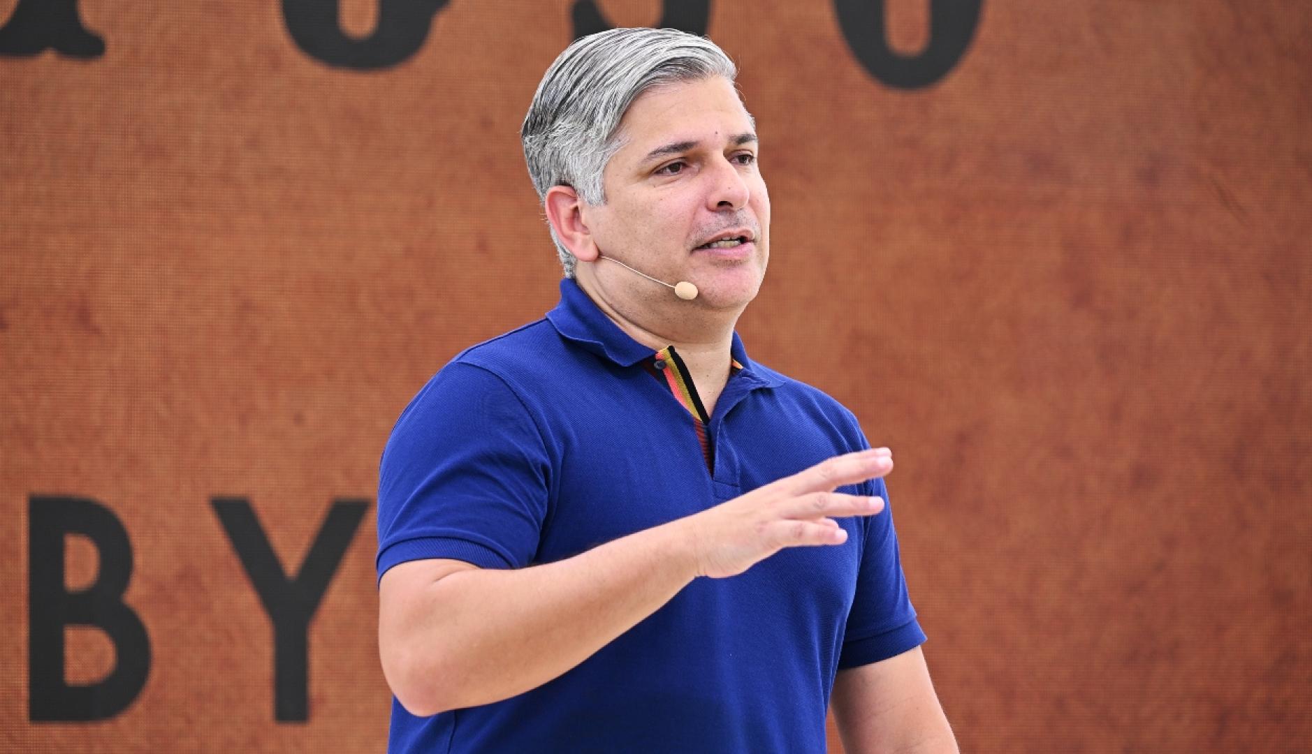 Le marketing 7 péchés ou le sermon par Fernando Machado dans Cannes Lions