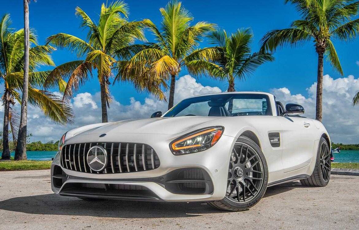 10 raisons de louer une voiture de luxe lors de votre prochain voyage