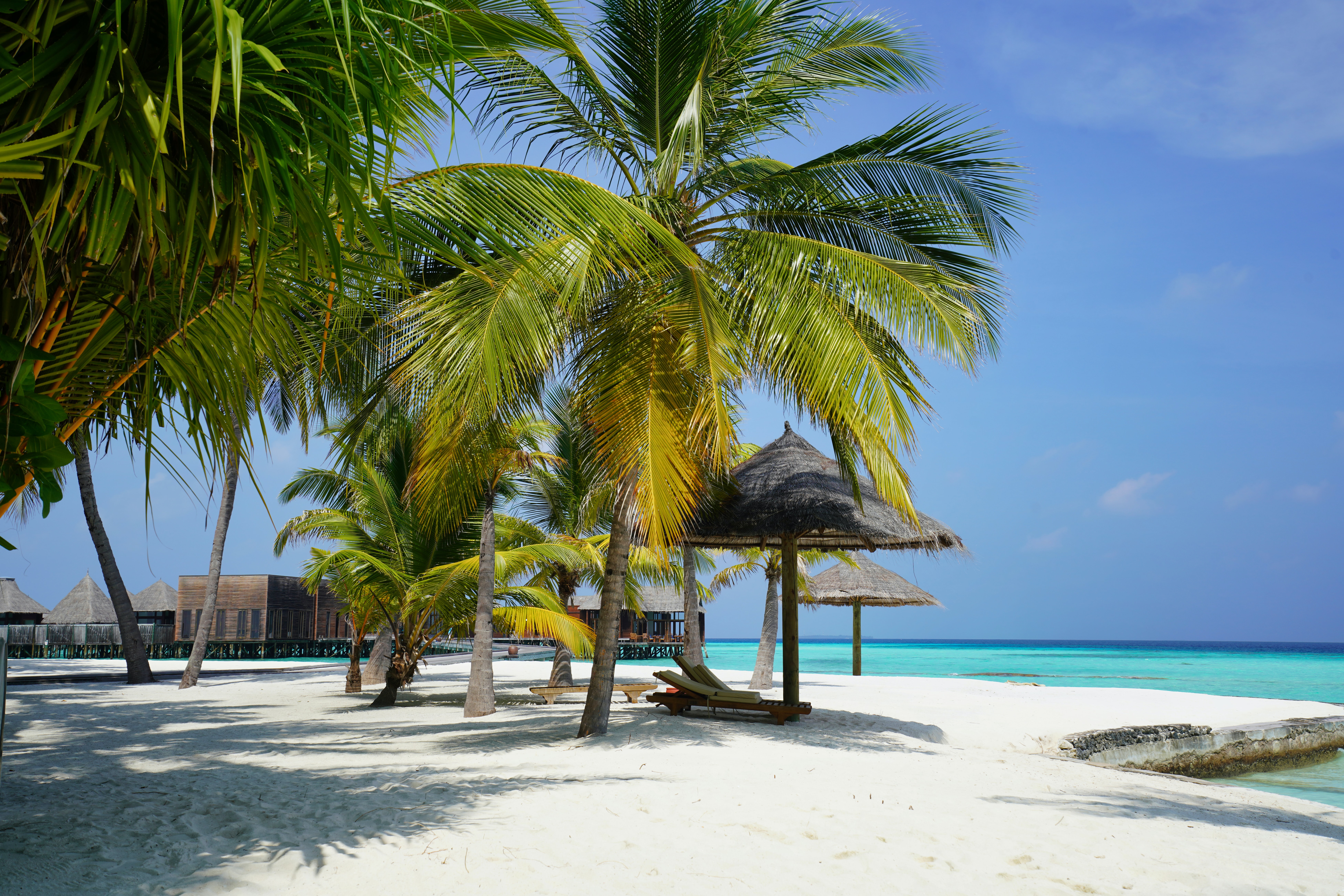 Adaptera Select Hudhuran Fushi Beach Villas