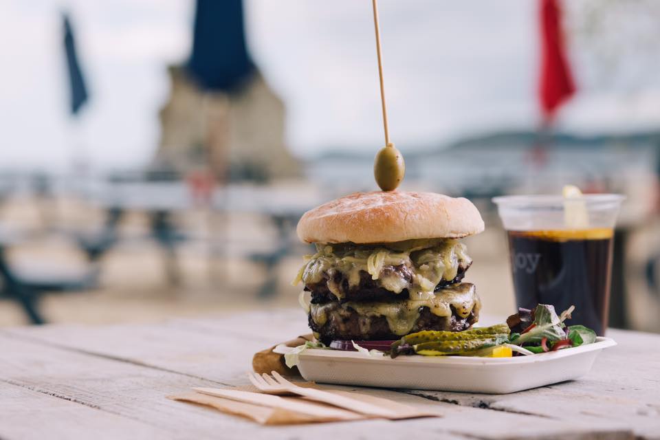 Sam's Cornwall, plusieurs endroits Sam's Cornwall, plusieurs endroits