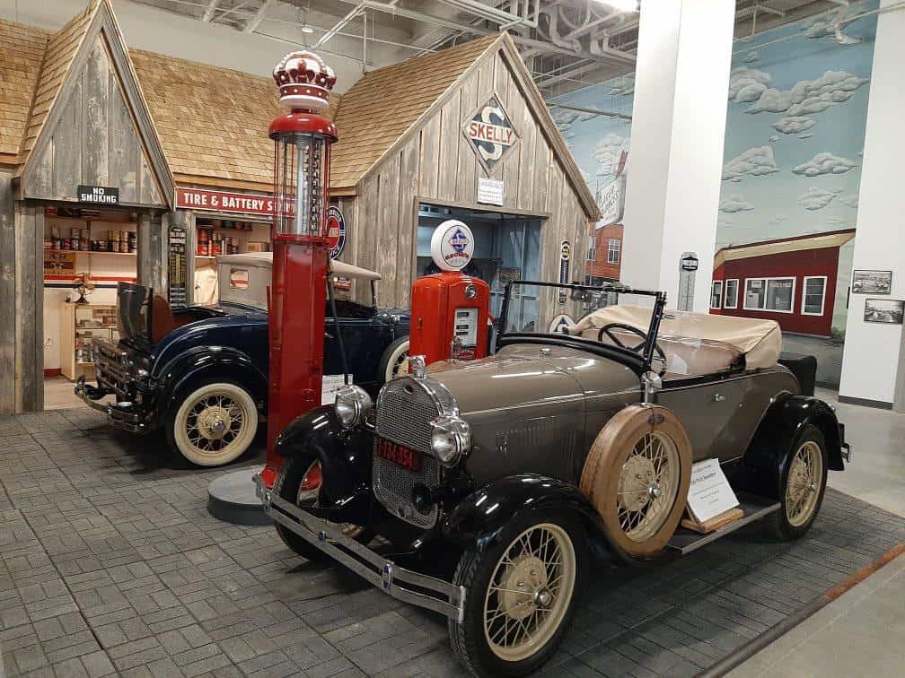 Iowa Old Car Museum