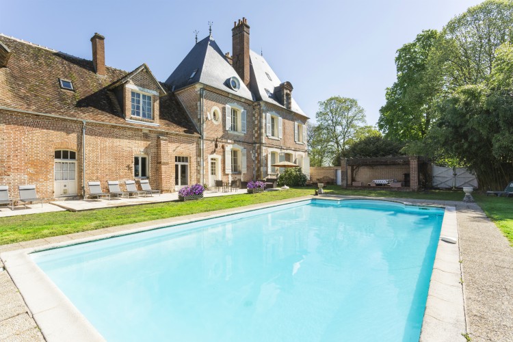 Château-le-Brun-Vallée de la Loire-Olivers-Voyages