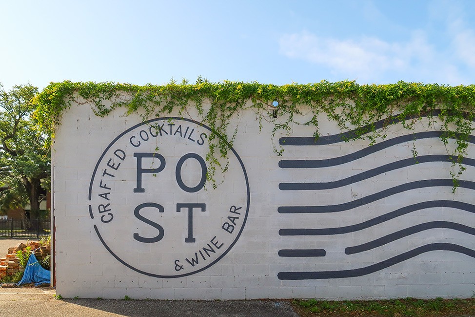 Bar POST à ​​Mobile (Alabama)