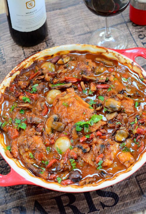 Recette de cocotte de poulet à la bourguignonne | monde merveilleux