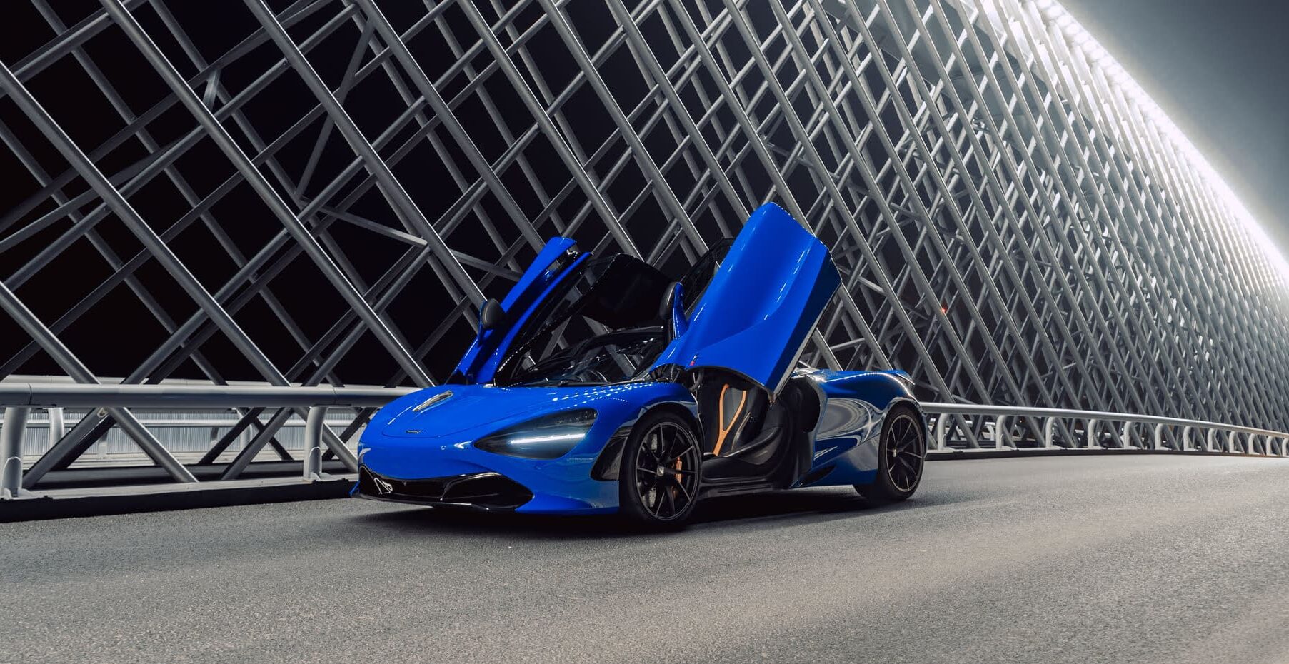 Comment choisir la voiture de luxe parfaite pour votre occasion spéciale – Guide d’expert complet