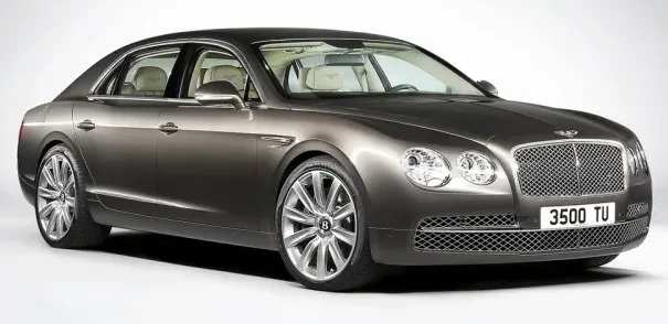 Bentley volant éperon