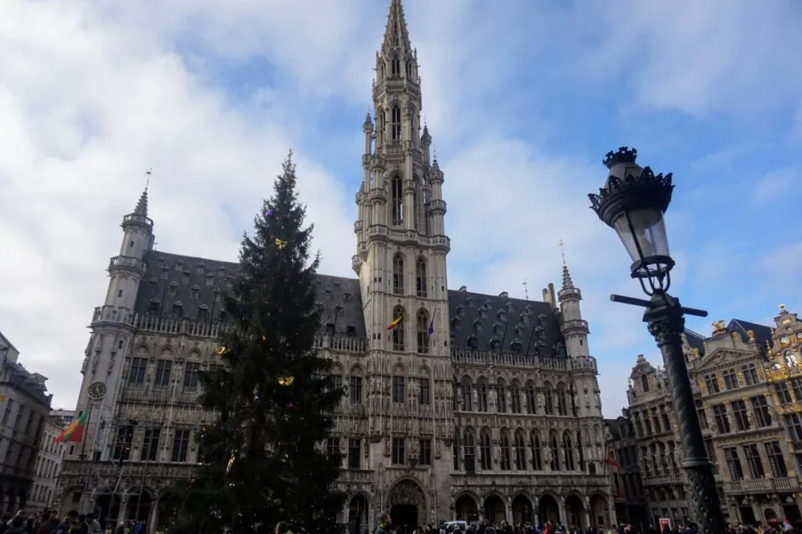 4 marchés de Noël européens en 10 jours : Cologne, Bruges, Budapest et Vienne 118 4 marchés de Noël européens en 10 jours : Cologne, Bruges, Budapest et Vienne 118