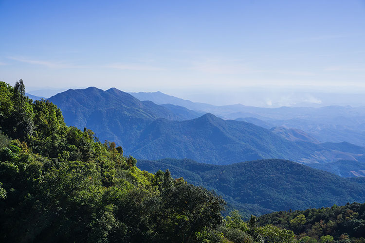 Vue imprenable sur Doi Inthanon, Thaïlande