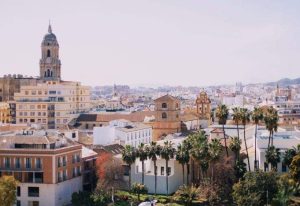 Découvrez l'Andalousie avec le « Passeport pour la Terre » : un guide pour voyager seul