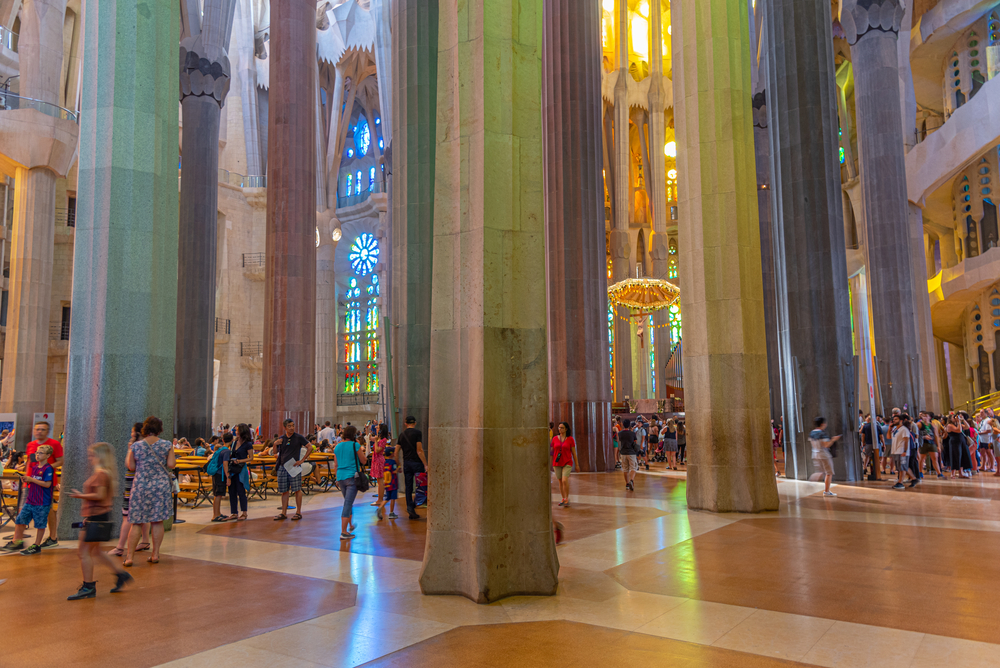 Visitez l'intérieur de la Sagrada Familia à Barcelone