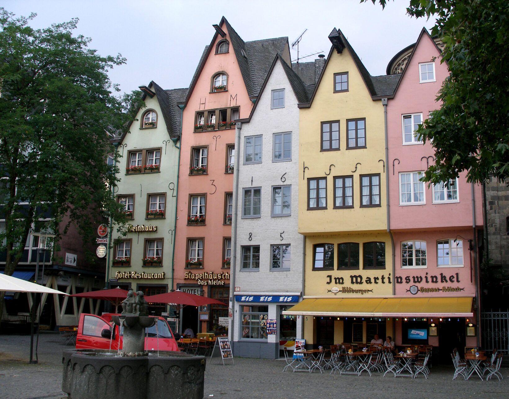 Bière et cuisine traditionnelle à Cologne.
