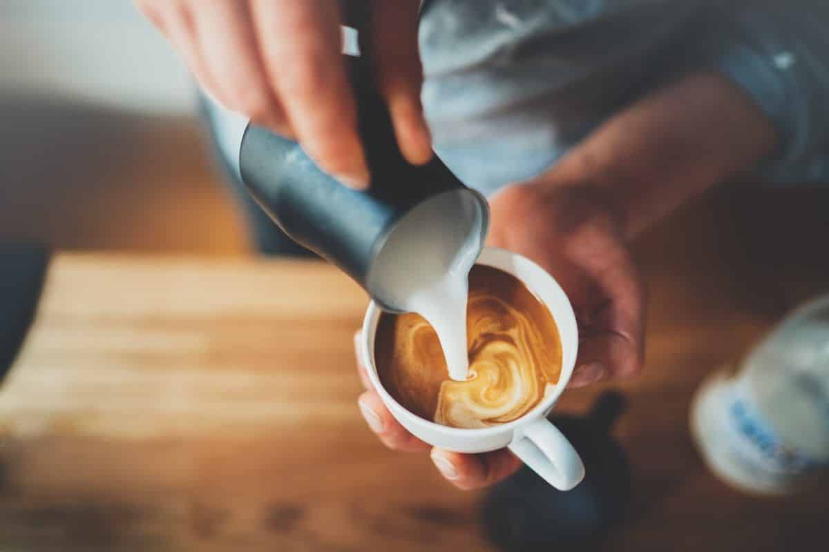café de divertissement; Gourmand bien sûr